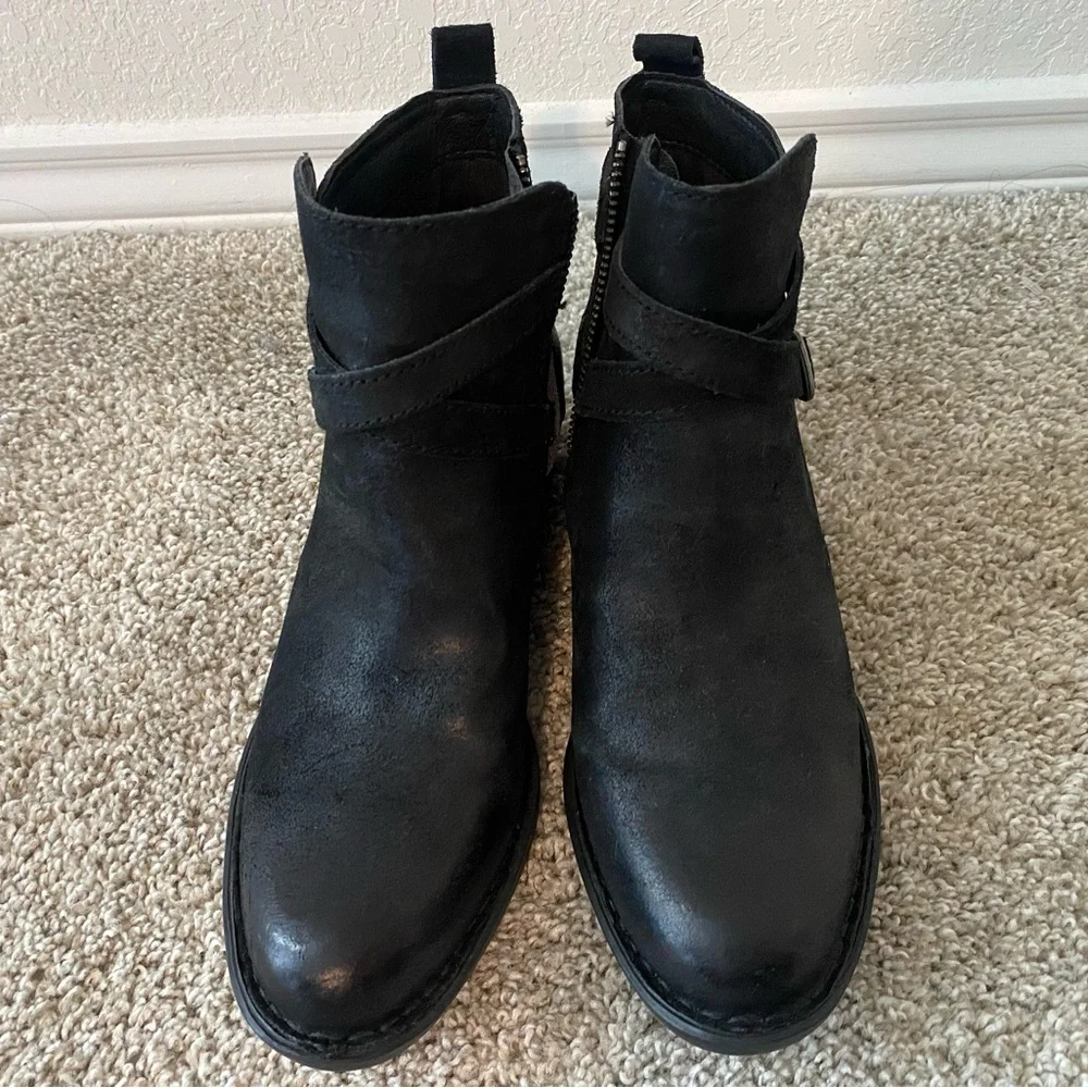 Born black booties - Picture 4 of 4